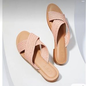 NIB LOFT Vegan Leather Woven Criss Cross Slide Sandals Size 8.5